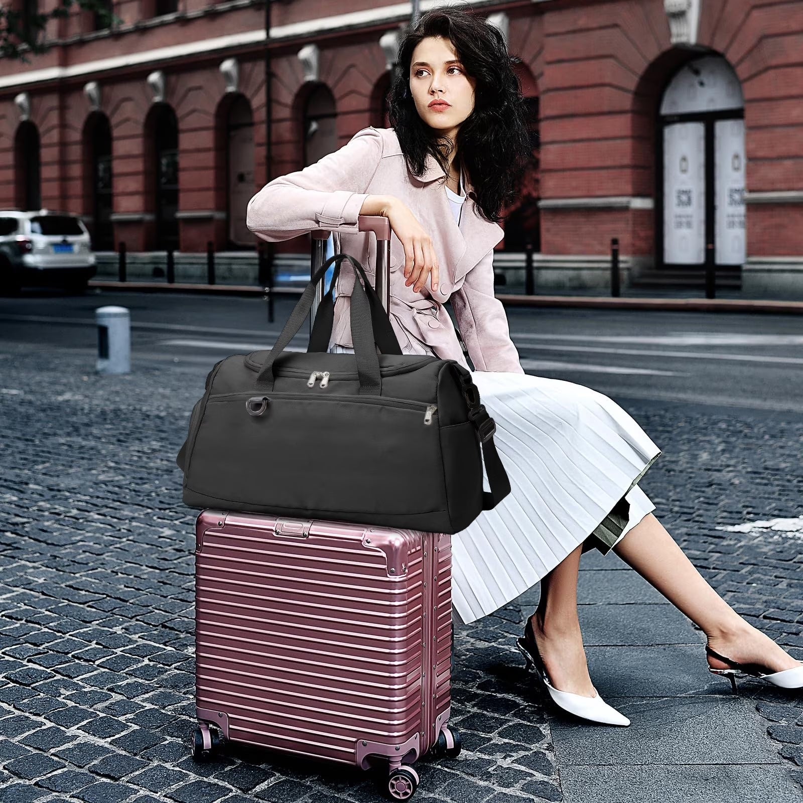 Ultimate Waterproof Travel Duffle Bag with Shoe Compartment - Perfect for Gym, Sports, and Weekend Getaways in Sleek Black Design